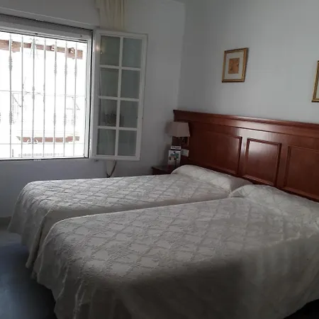 Πανσιόν Don Juan Torre Del Mar